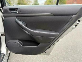 Toyota Avensis 1.8 VVT-i T3-X 5dr