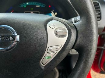 Nissan Leaf 24kWh Acenta Auto 5dr