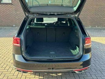 Volkswagen Passat 2.0 TDI EVO R-Line DSG Euro 6 (s/s) 5dr