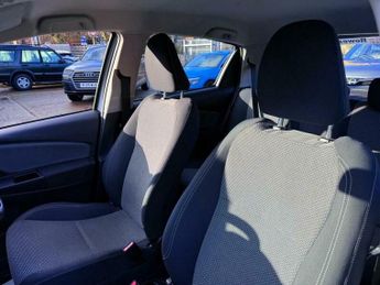 Toyota Yaris 1.5 VVT-h Icon E-CVT Euro 6 5dr