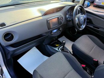 Toyota Yaris 1.5 VVT-h Icon E-CVT Euro 6 5dr