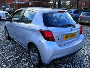 Toyota Yaris 1.5 VVT-h Icon E-CVT Euro 6 5dr
