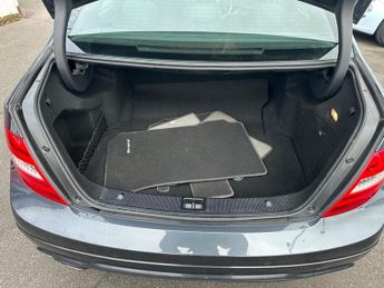 Mercedes GL Class C220 CDI BLUEEFFICIENCY AMG SPORT