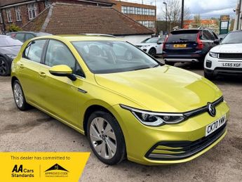 Volkswagen Golf STYLE ETSI DSG