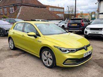 Volkswagen Golf STYLE ETSI DSG