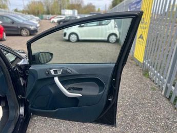 Ford Fiesta 1.25 Zetec 5dr