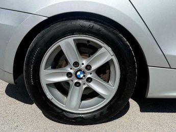 BMW 1 SERIES 2.0 120d Sport Steptronic Euro 4 5dr