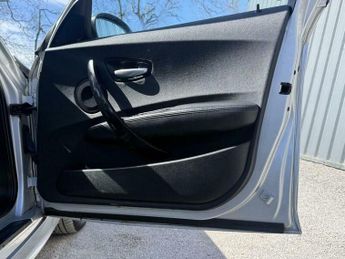 BMW 1 SERIES 2.0 120d Sport Steptronic Euro 4 5dr