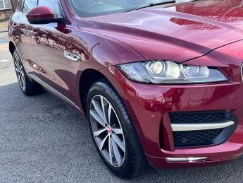 Jaguar F-Pace 2.0 D180 R-Sport SUV 5dr Diesel Auto AWD Euro 6 (s/s) (180 ps)