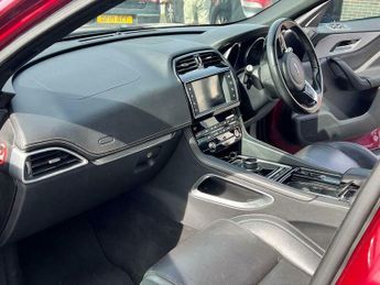 Jaguar F-Pace 2.0 D180 R-Sport SUV 5dr Diesel Auto AWD Euro 6 (s/s) (180 ps)