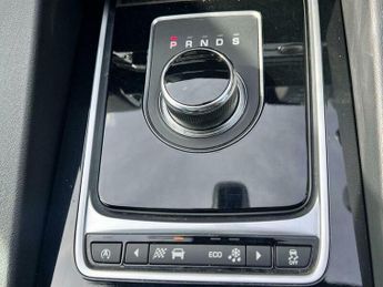 Jaguar F-Pace 2.0 D180 R-Sport SUV 5dr Diesel Auto AWD Euro 6 (s/s) (180 ps)