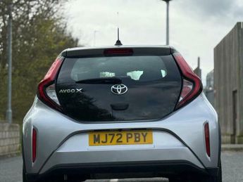 Toyota AYGO 1.0 VVT-i Pure x-shift Euro 6 (s/s) 5dr