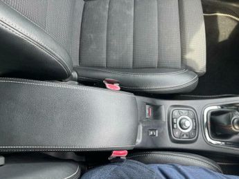 Renault Megane 1.2 TCe GT Line TomTom Hatchback 5dr Petrol Manual Euro 5 (s/s) 