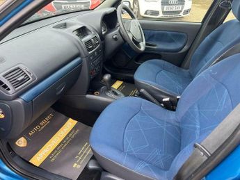 Renault Clio 1.4 16v Expression 5dr