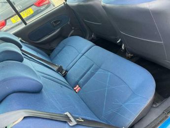 Renault Clio 1.4 16v Expression 5dr