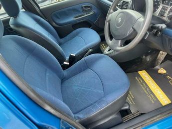 Renault Clio 1.4 16v Expression 5dr