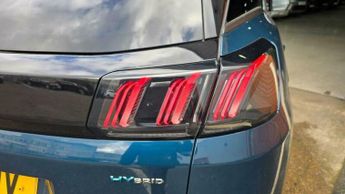 Peugeot 3008 1.6 13.2kWh Allure Premium SUV 5dr Petrol Plug-in Hybrid e-EAT E
