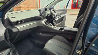 Peugeot 3008 1.6 13.2kWh Allure Premium SUV 5dr Petrol Plug-in Hybrid e-EAT E