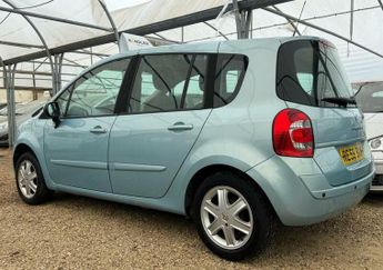 Renault Grand Modus 1.5 dCi Dynamique Quickshift Euro 4 5dr