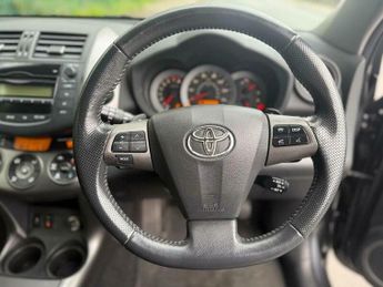 Toyota RAV4 2.0 V-Matic XT-R Multidrive S 4WD Euro 4 5dr