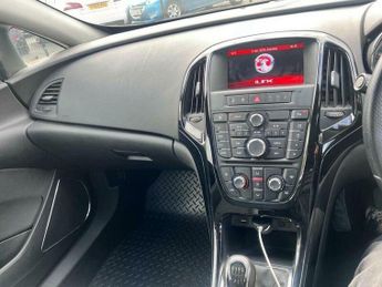 Vauxhall Astra GTC 1.4i Turbo SRi Euro 6 (s/s) 3dr
