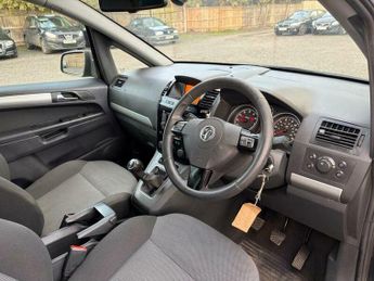 Vauxhall Zafira 1.6 16V Design Euro 5 5dr (SNav)