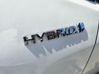 Toyota C-HR 1.8 VVT-h Icon SUV 5dr Petrol Hybrid CVT Euro 6 (s/s) (122 ps)