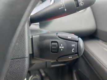 Peugeot 3008 BLUE HDI S/S ALLURE