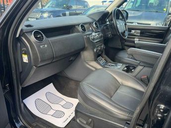 Land Rover Discovery 3.0 SD V6 Landmark SUV 5dr Diesel Auto 4WD Euro 6 (s/s) (256 bhp