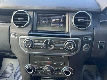 Land Rover Discovery 3.0 SD V6 Landmark SUV 5dr Diesel Auto 4WD Euro 6 (s/s) (256 bhp