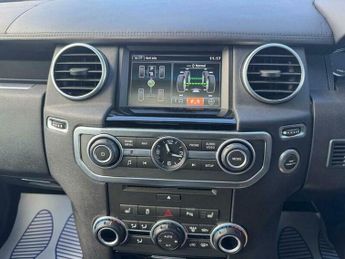 Land Rover Discovery 3.0 SD V6 Landmark SUV 5dr Diesel Auto 4WD Euro 6 (s/s) (256 bhp