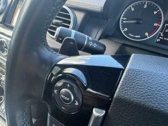 Land Rover Discovery 3.0 SD V6 Landmark SUV 5dr Diesel Auto 4WD Euro 6 (s/s) (256 bhp