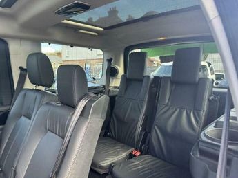 Land Rover Discovery 3.0 SD V6 Landmark SUV 5dr Diesel Auto 4WD Euro 6 (s/s) (256 bhp