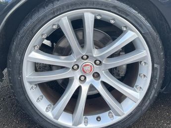 Jaguar XKR 4.2 V8 Coupe 2dr Petrol Auto Euro 4 (420 ps)