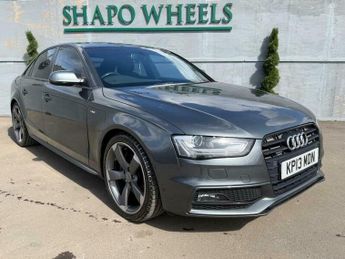 Audi A4 2.0 TFSI Black Edition S Tronic quattro Euro 5 (s/s) 4dr