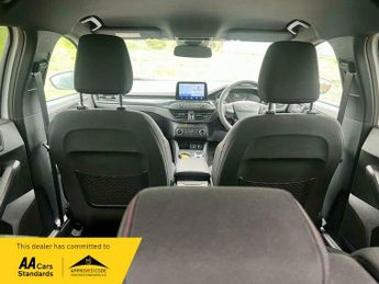 Ford Focus ST-LINE