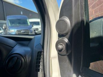 Peugeot Bipper 1.3 HDi Professional FWD L1 H1 3dr