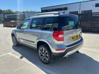 Skoda Yeti 2.0 TDI SE Drive Outdoor DSG 4WD Euro 6 (s/s) 5dr