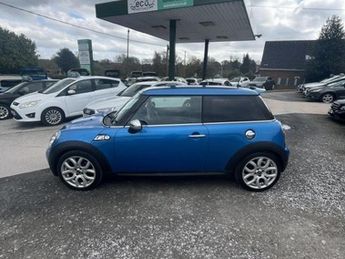 MINI Mini COOPER S-AMAZING CONDITION INSIDE AND OUT-AUTOMATIC-VERY LOW MIL