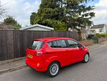 Ford B-Max TITANIUM