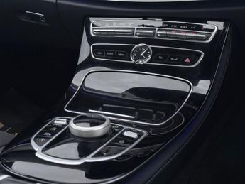 Mercedes E Class E 220 D AMG LINE PREMIUM PLUS