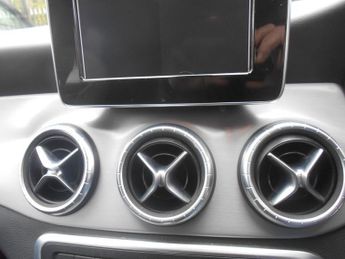 Mercedes CLA 2018 180 AMG LINE EDITION