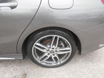 Mercedes CLA 2018 180 AMG LINE EDITION