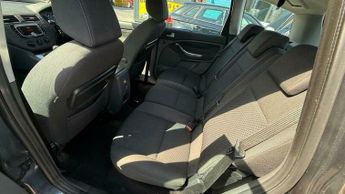 Ford C-Max 1.8 16v Titanium 5dr