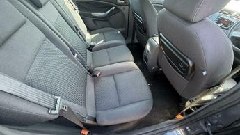 Ford C-Max 1.8 16v Titanium 5dr