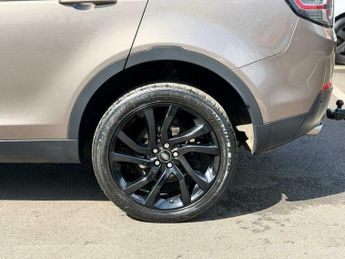 Land Rover Discovery Sport 2.0 TD4 HSE Black Auto 4WD Euro 6 (s/s) 5dr