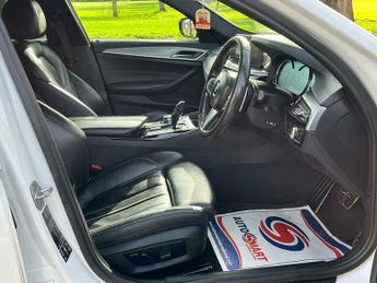 BMW 5 SERIES 2.0 520d M Sport Auto xDrive Euro 6 (s/s) 4dr