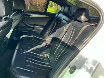 BMW 5 SERIES 2.0 520d M Sport Auto xDrive Euro 6 (s/s) 4dr