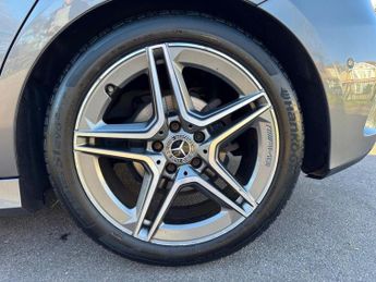 Mercedes-Benz A Class 2.0 A200d AMG Line (Premium Plus) Hatchback 5dr Diesel 8G-DCT Eu