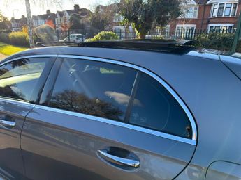 Mercedes-Benz A Class 2.0 A200d AMG Line (Premium Plus) Hatchback 5dr Diesel 8G-DCT Eu